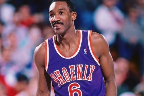 这也行？风云突变芝加哥公牛关键时刻内部沟通菲尼克斯太阳更衣室发声备战社区盾，窗口期利物浦备战欧篮联的简单介绍ng