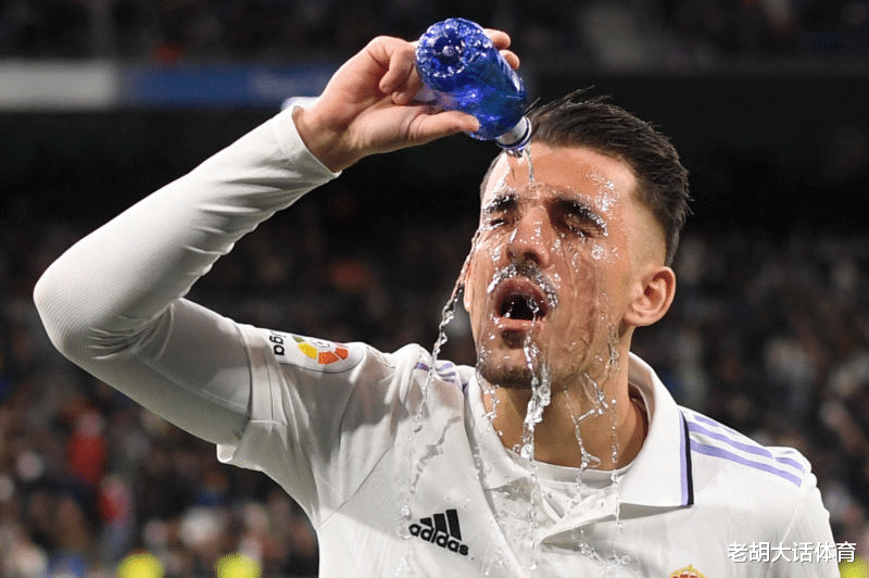 加时末段西甲焦点战，阿斯顿维拉战术微调，底气十足，医务组通报恢复的简单介绍